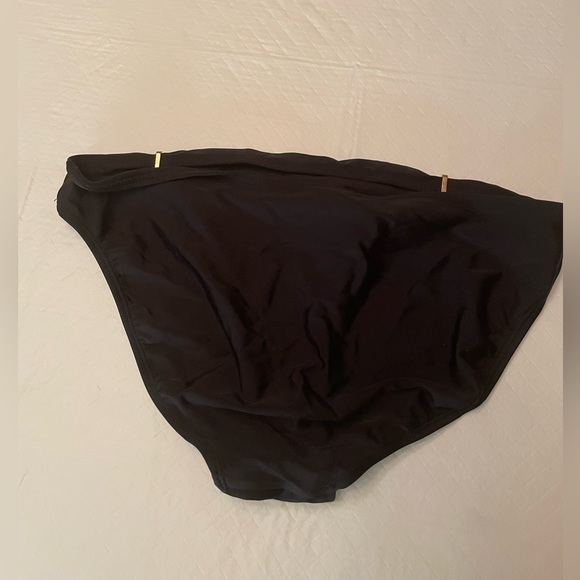 Black Seafolly Tankini in Size 14. 💗 Black L George bikini bottoms included 💗 - Picture 11 of 12